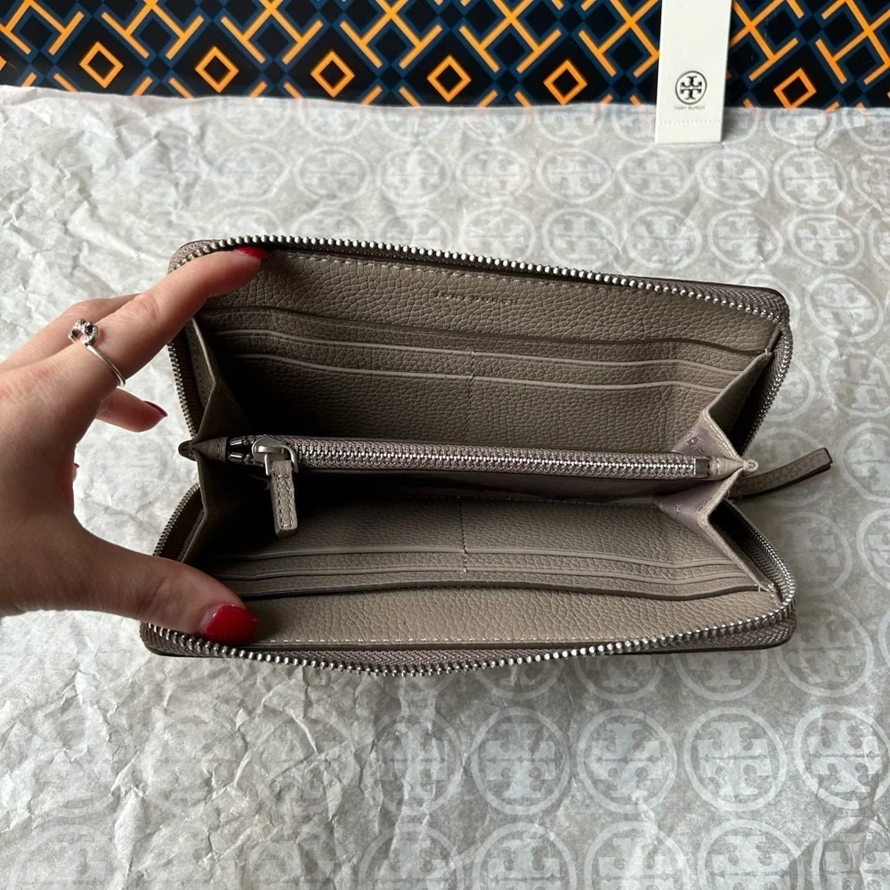 Tory Burch tory burch